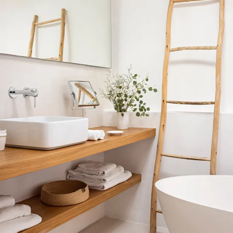 hotel-torre-vella-minorque-chambre-pool-suite-salle-de-bain